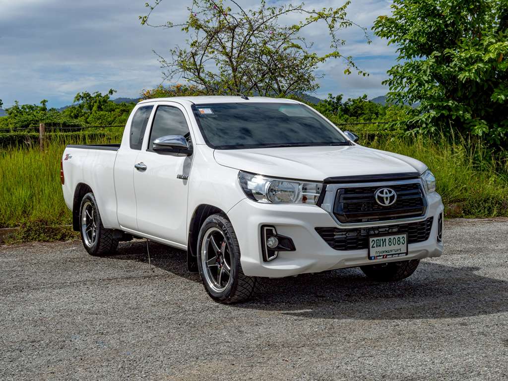 Toyota Revo smart cab MT 2.4 Entry  2020  2ฒห 8083