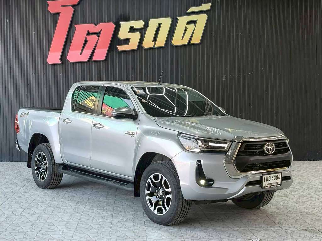 Toyota REVO D4 สูง MT 2.8 4WD 2021 ทะเบียนรถ : 1ขอ 4380