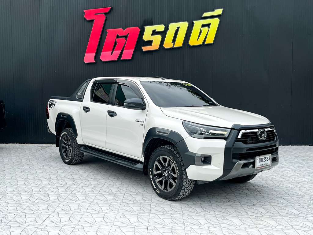 Toyota Revo double cab AT 2.8 Rocco 2020  1ขอ 2588