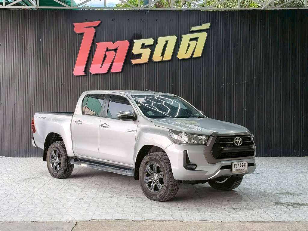 Toyota REVO D4สูง AT 2.4 Entry 2020 ทะเบียนรถ 1ขท6943 กทม