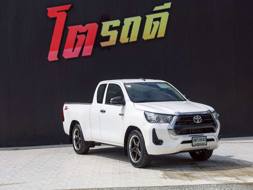 Toyota Revo แคปเตี้ย MT 2.4 Entry 2022 3ฒร 8043 กทม
