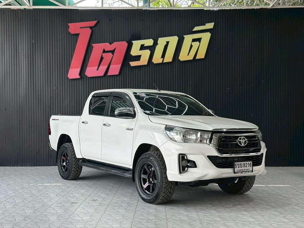 Toyota REVO D4 สูง MT 2.4 J+ 2019 5ขย 8216