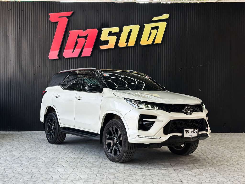 Toyota FORTUNER AT 2.8 GR 4WD 2022  จฉ 3459