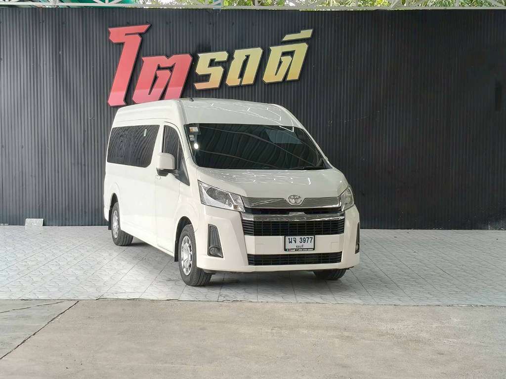 TOYOTA ไมล์ไม่แท้ COMMUTER MT 2.8 2023 ทะเบียนรถ : นจ 3977