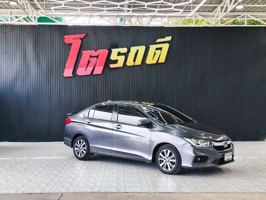 Honda City AT 1.5 V 2018 ทะเบียน 7กฐ 8254
