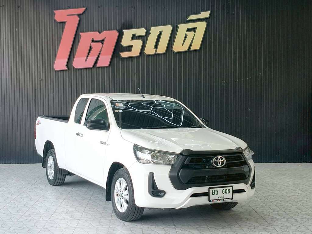 Toyota REVO CAB เตี้ย MT 2.4 Entry 2020 ทะเบียนรถ : ยธ 606
