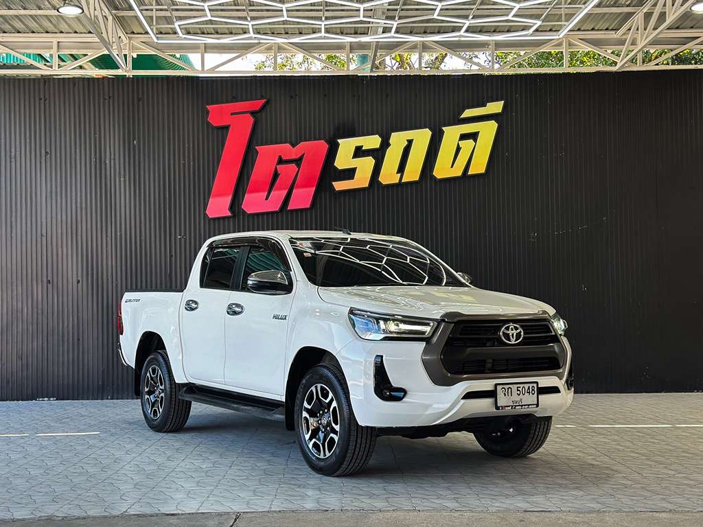 Toyota Revo สี่ประตูสูง AT 2.4 MID 2020 จก 5048