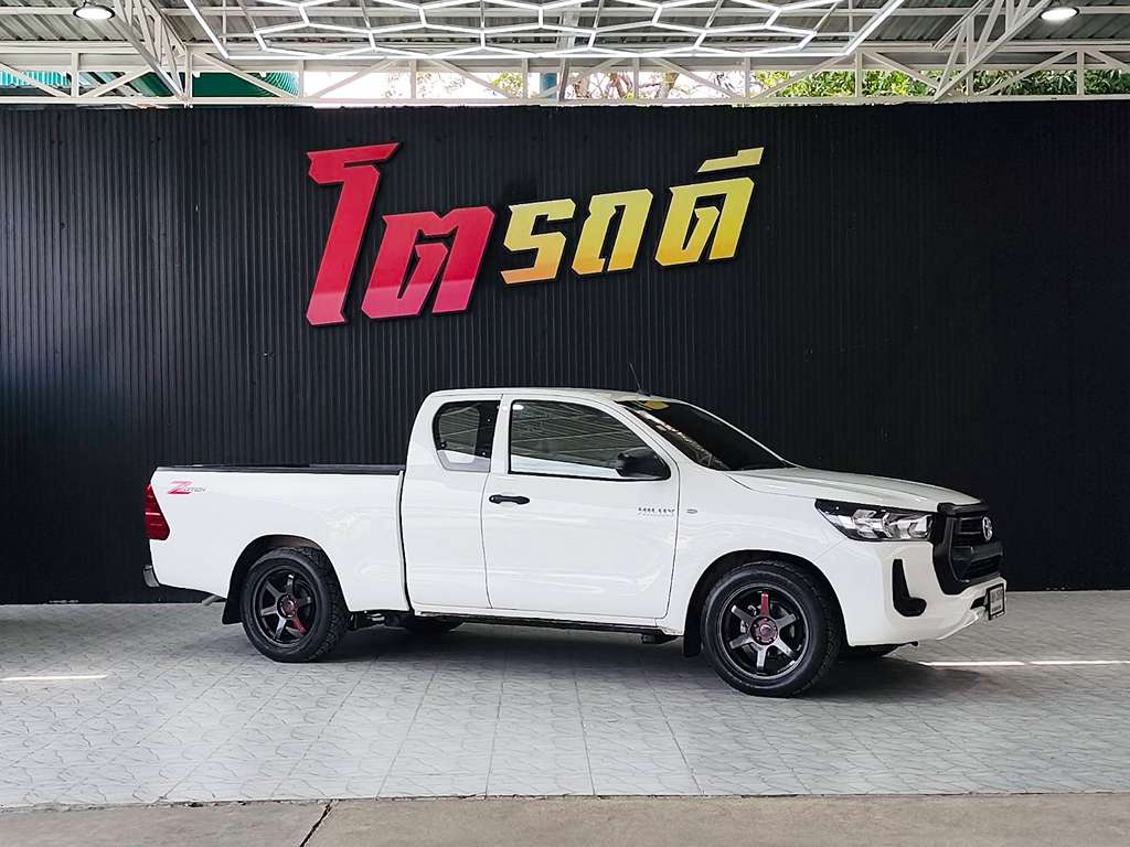 Toyota Revo cab AT 2.4 MID 2020 3ฒค 3506 (ไมล์ไม่แท้เรือนไมล์เสีย)
