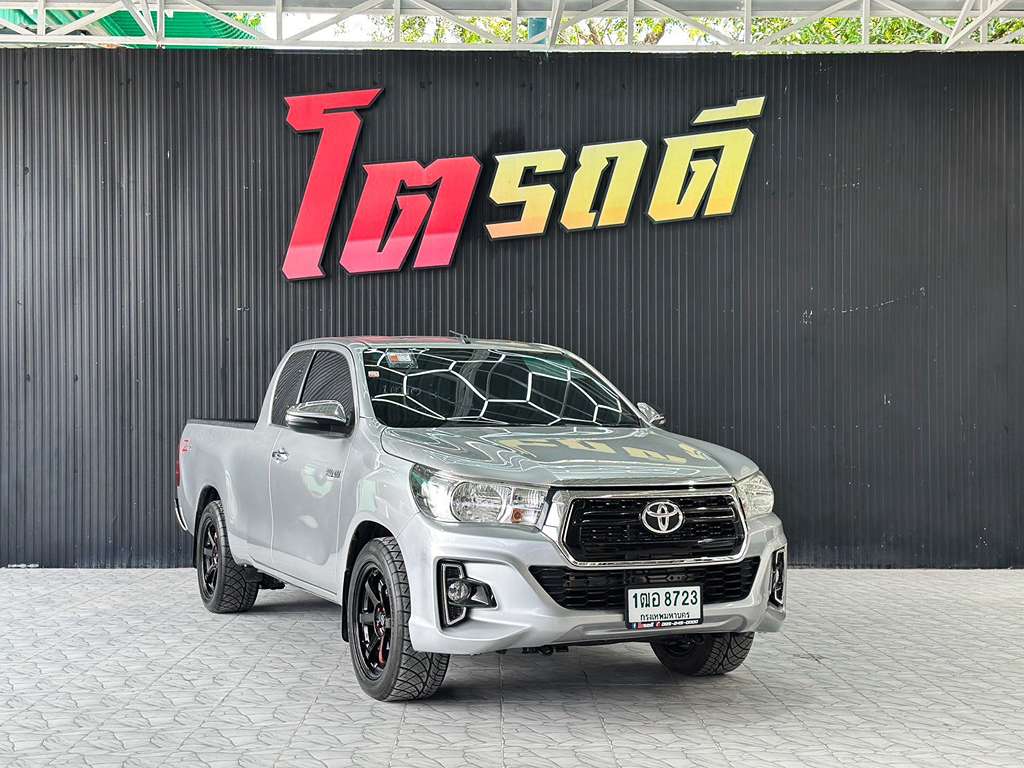 Toyota Revo แคปเตี้ย MT 2.4 J+ 2017 1ฒอ 8723