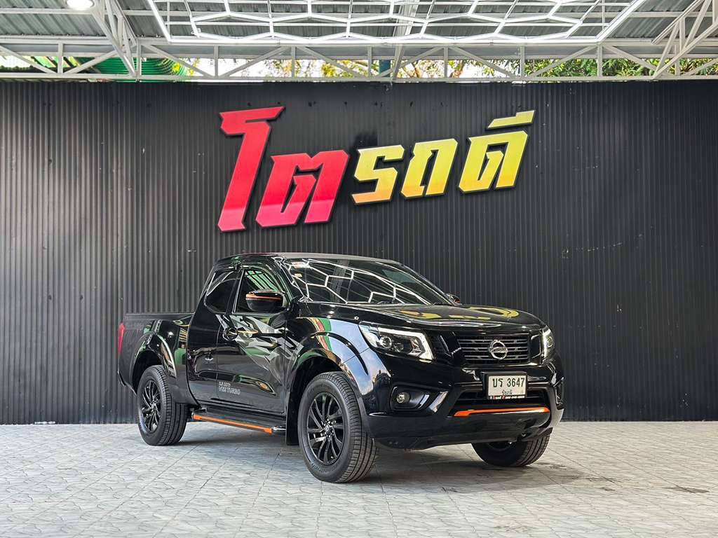 Nissan Navara แคปสูง MT 2.5 E NP300 2019 ทะเบียนรถ : ยท 7943