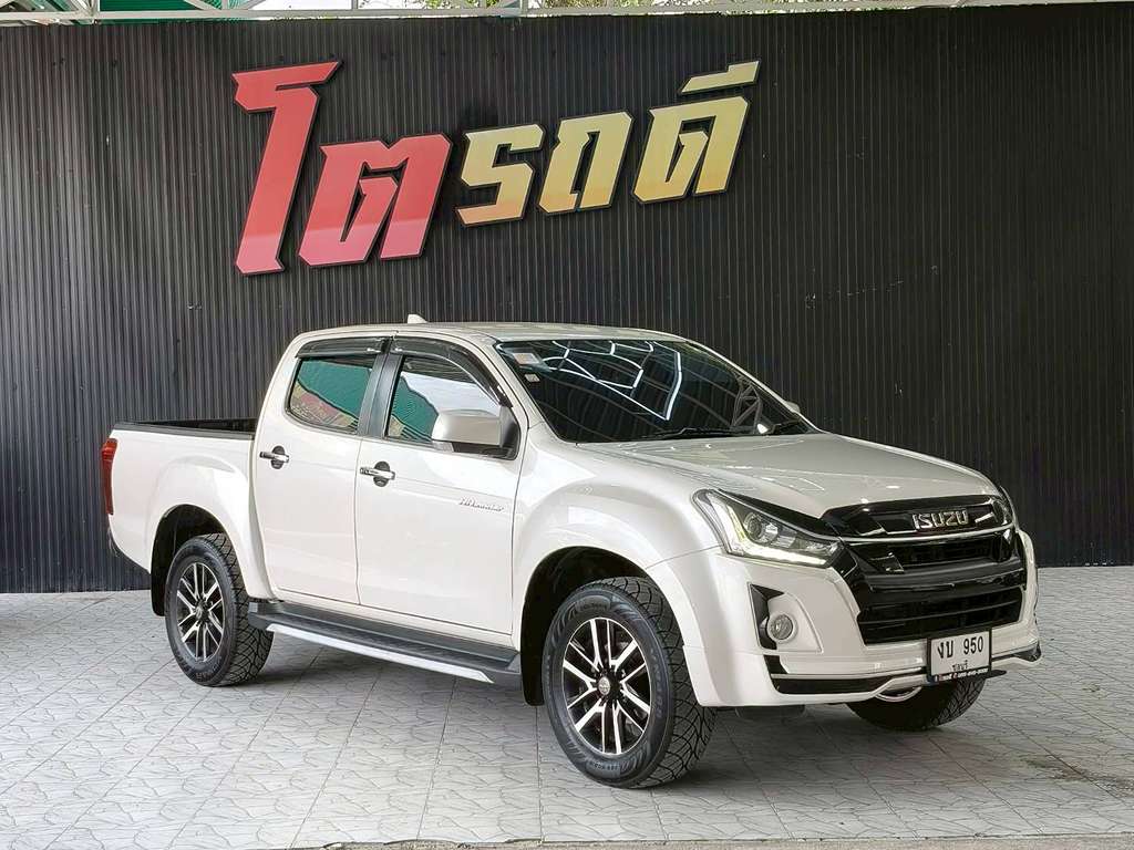 Isuzu DMAX Cab4 Hi-LAND 1.9AT Ddi Stealth 2018 ทะเบียนรถ งบ 950 ชลบุรี