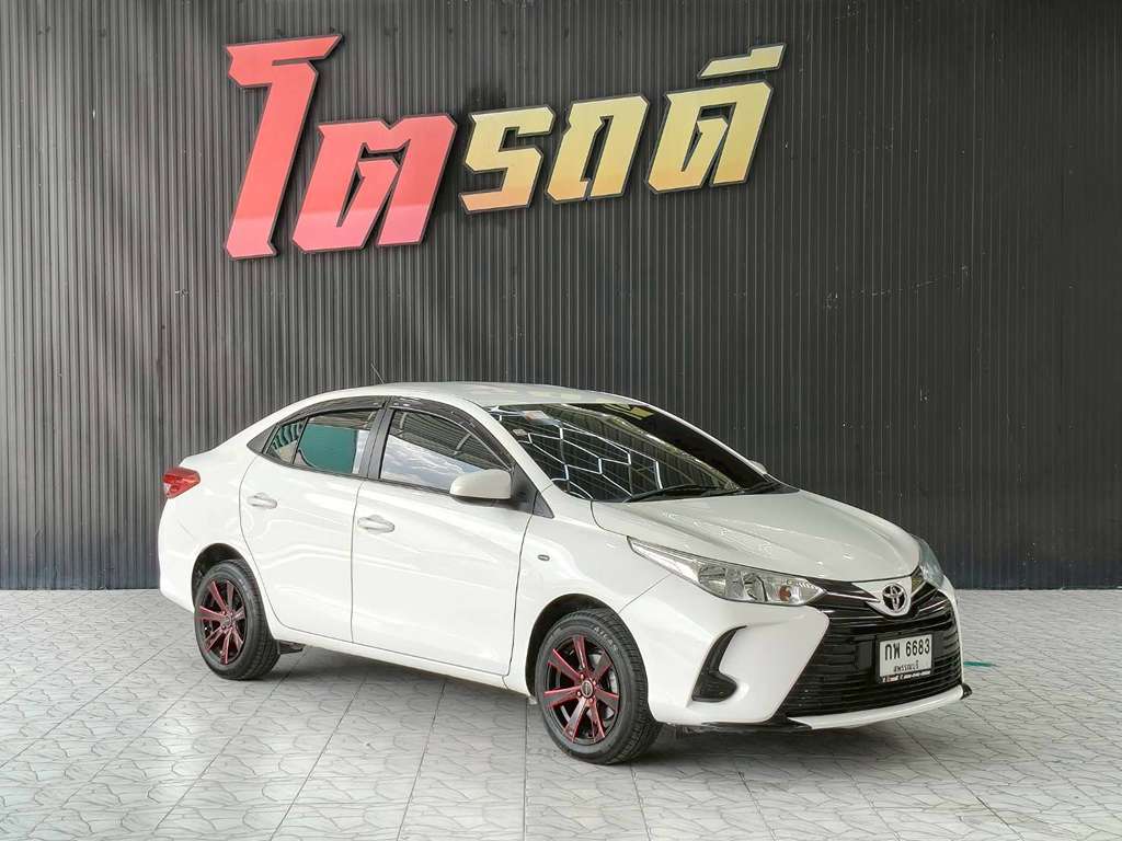 Toyota YARIS ATIV AT 1.2 Entry 2021 ฉจ 7396