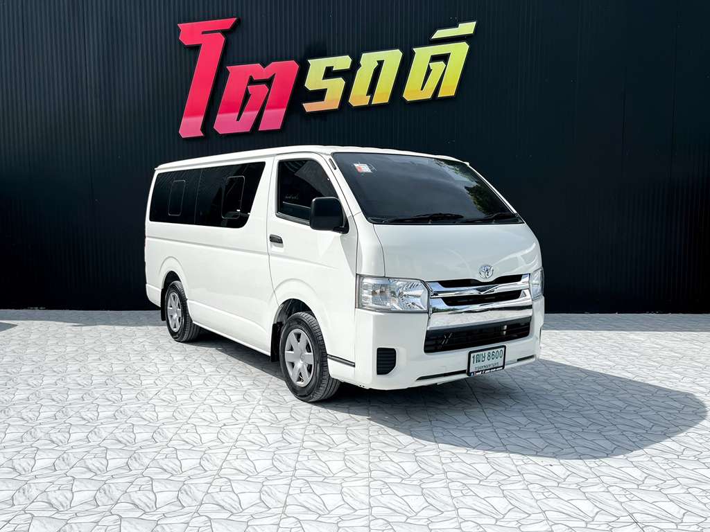 Toyota Hiace MT 3.0 2015 1ฒษ 8600 กทม