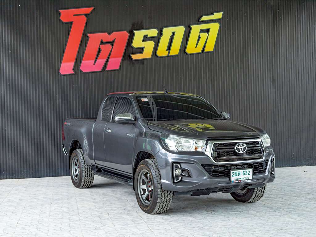 Toyota Revo แคปสูง AT 2.4 E 2018 2ฒล 632 กทม