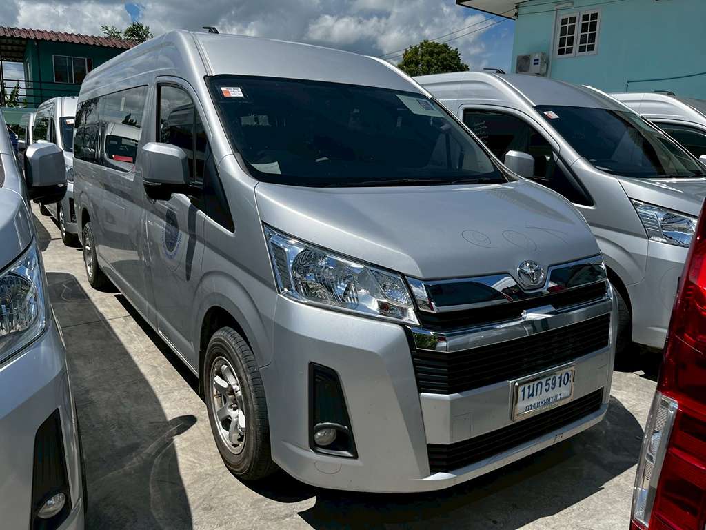 Toyota Commuter MT 2.8 2020 1นก 5910