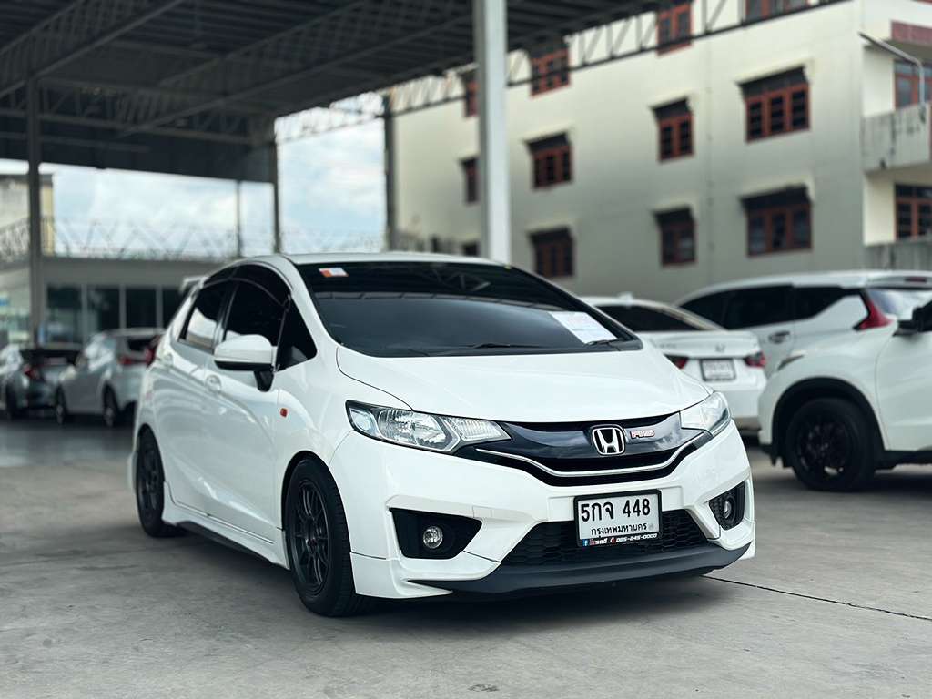 Honda Jazz GK AT 1.5 V+ 2016  5กจ 448