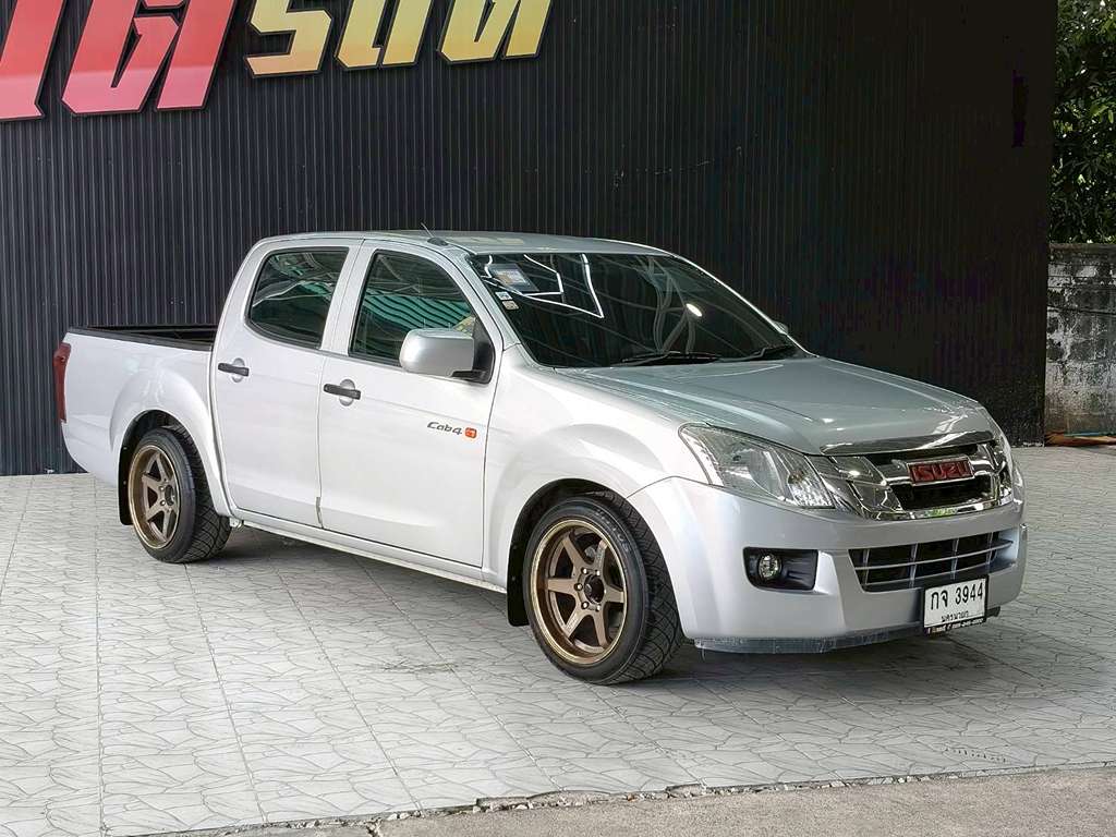 Isuzu D MAX D4 เตี้ย MT 2.5 DDI S 2014  กจ 3944