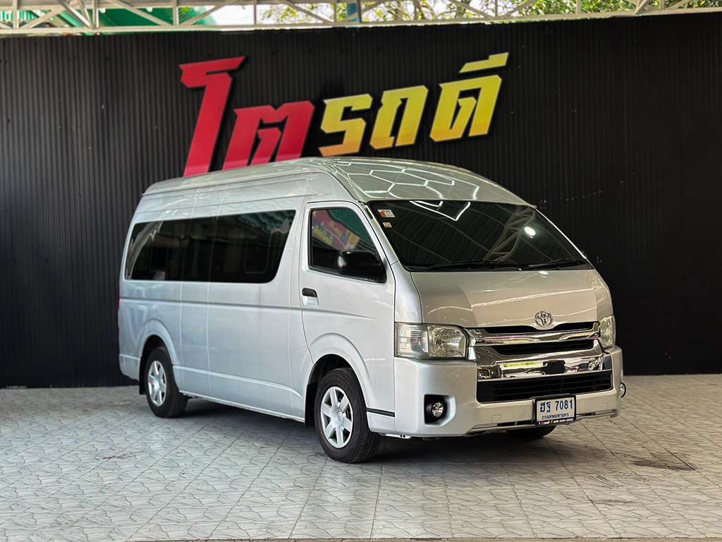 Toyota Commuter AT 3.0 2017  ฮฐ 7081