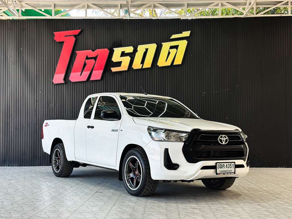 Toyota REVO CAB เตี้ย AT 2.4 Mid 2020 ทะเบียน 3ฒค 4351