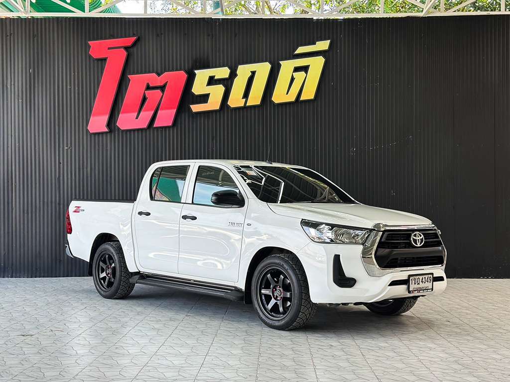 Toyota Revo สี่ประตูเตี้ย AT 2.4 MID 2020 1ขฎ 4349