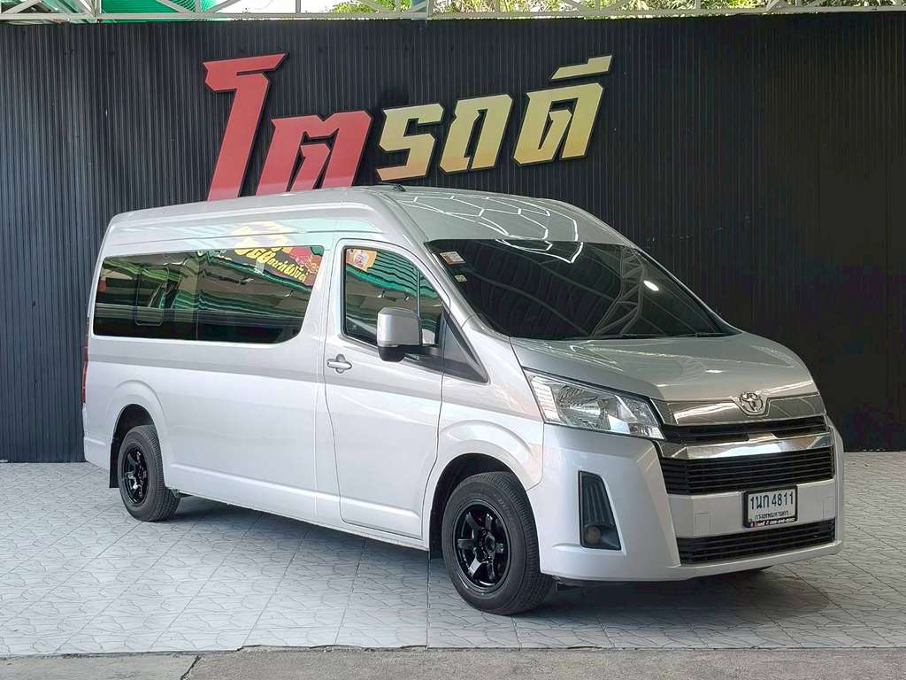 TOYOTA Commuter MT 2.8 2019 ทะเบียนรถ  1นก 4811
