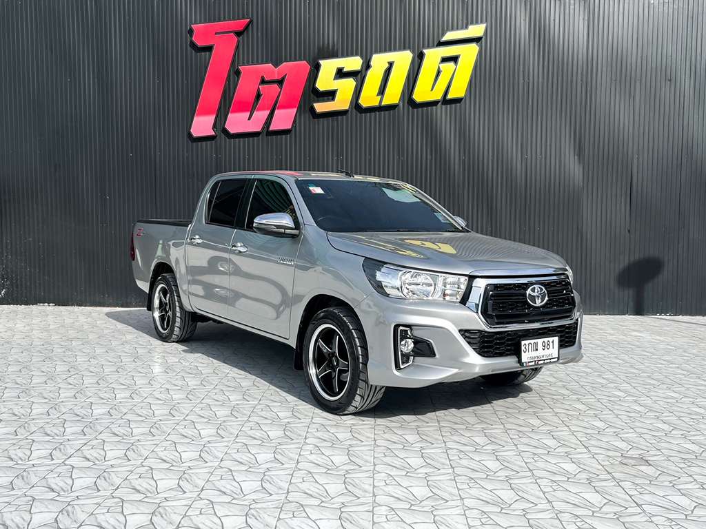 Toyota Revo สี่ประตูเตี้ย MT 2.4 E 2018 3กณ 981 กทม