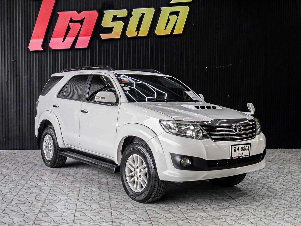 Toyota FORTUNER MT 2.5 G 2012 ทะเบียนรถ : ฉง 9804