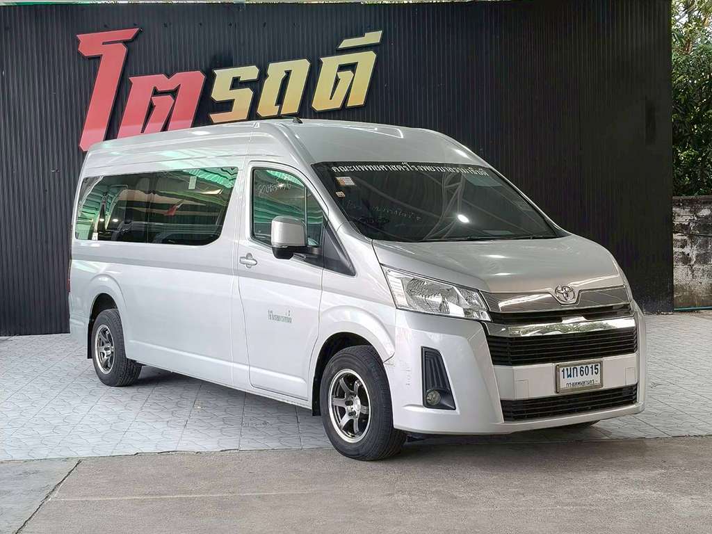 Toyota Commuter AT 2.8 2020 ทะเบียนรถ : 1นก6015