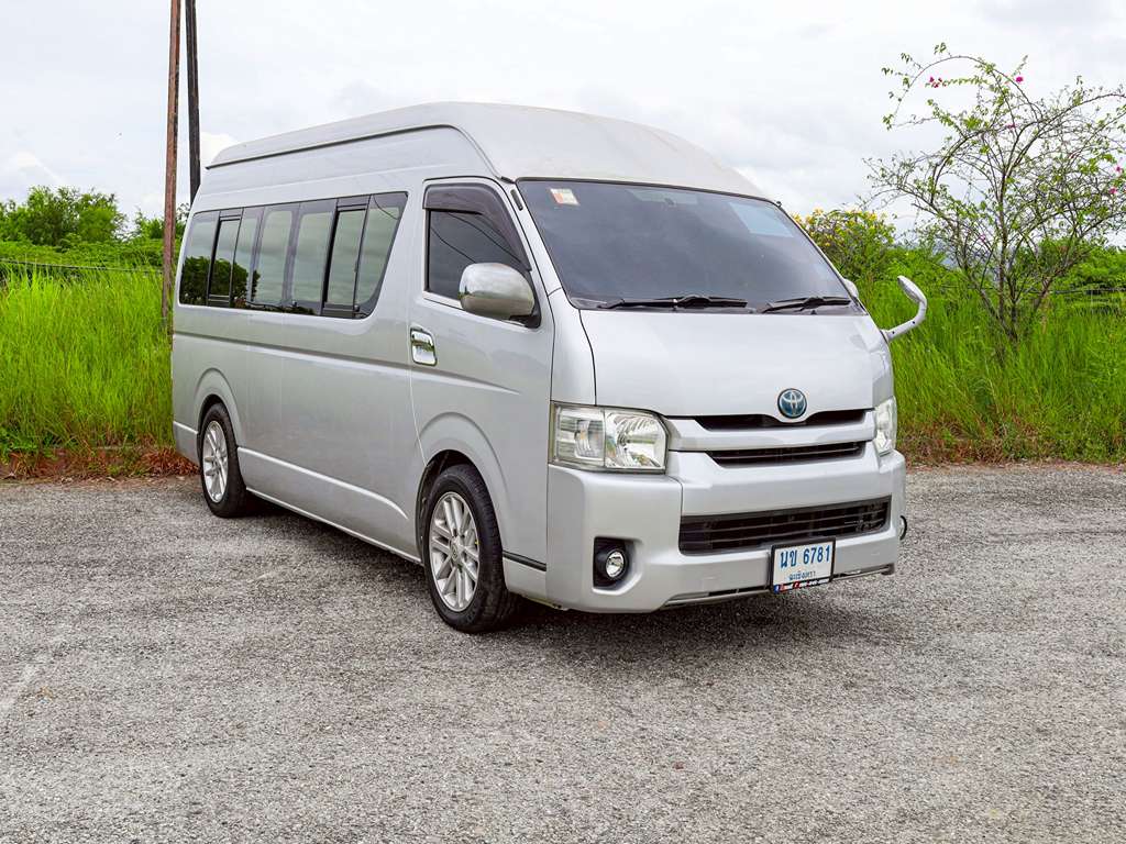 Toyota Commuter MT 2.5 2012 นจ 2938