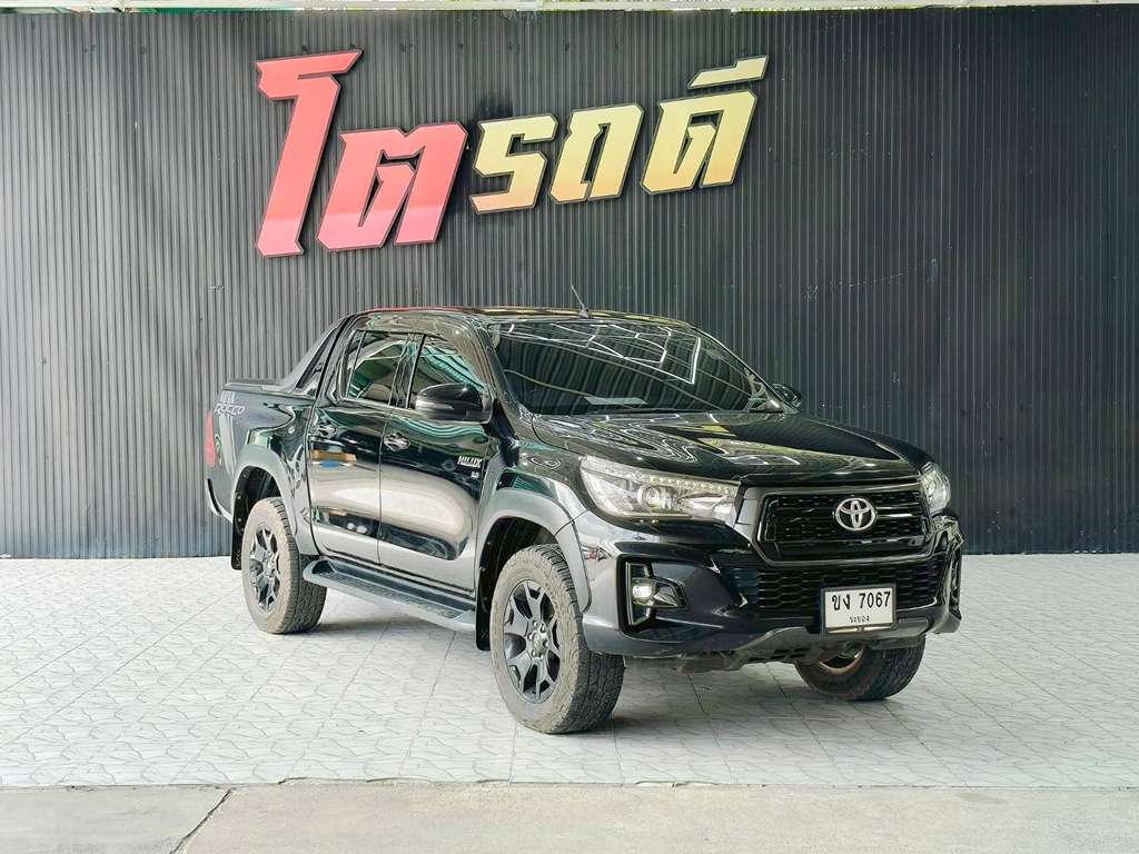 Toyota REVO 4Dสูง AT 2.8 Rocco 2018 ทะเบียนรถ : ขง 7067