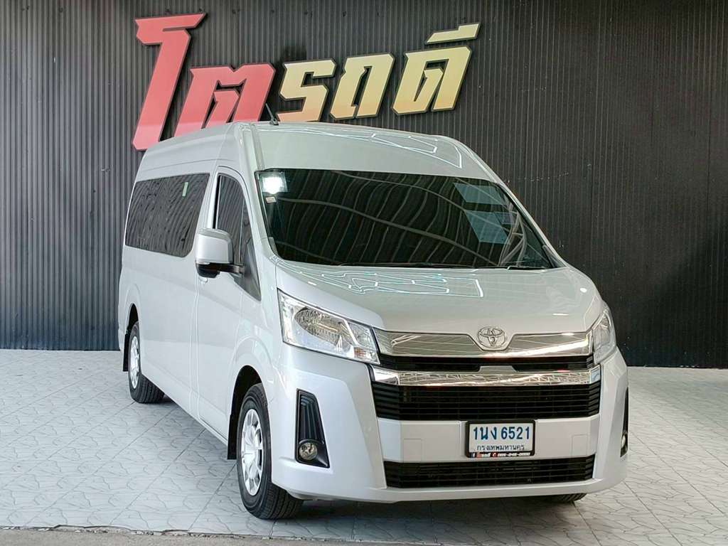Toyota Commuter MT 2.8 2022 ทะเบียนรถ : 1นง6521