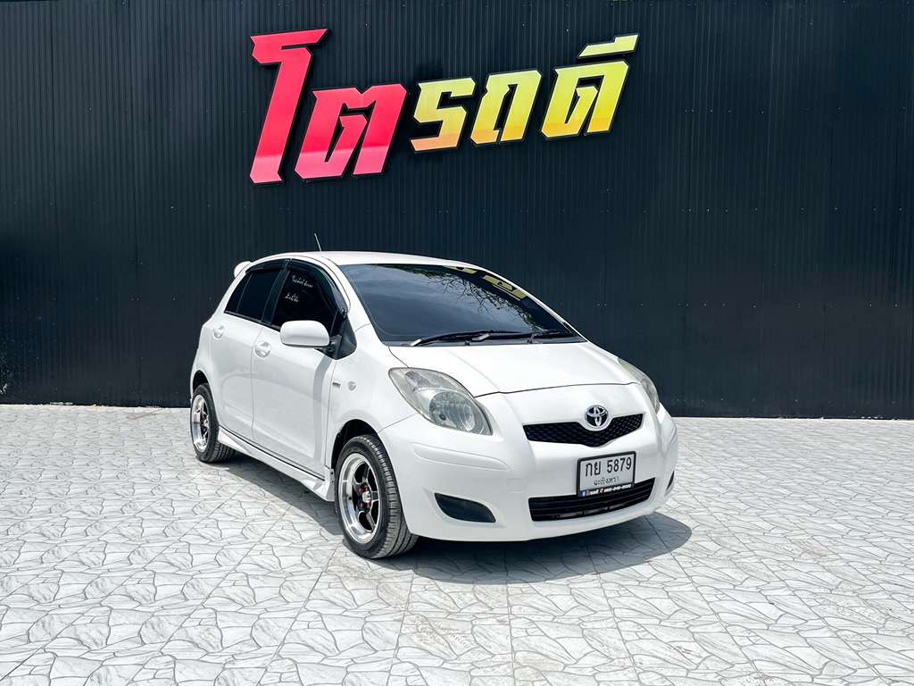 Toyota Yaris MT 1.5 J 2009  กย 5879