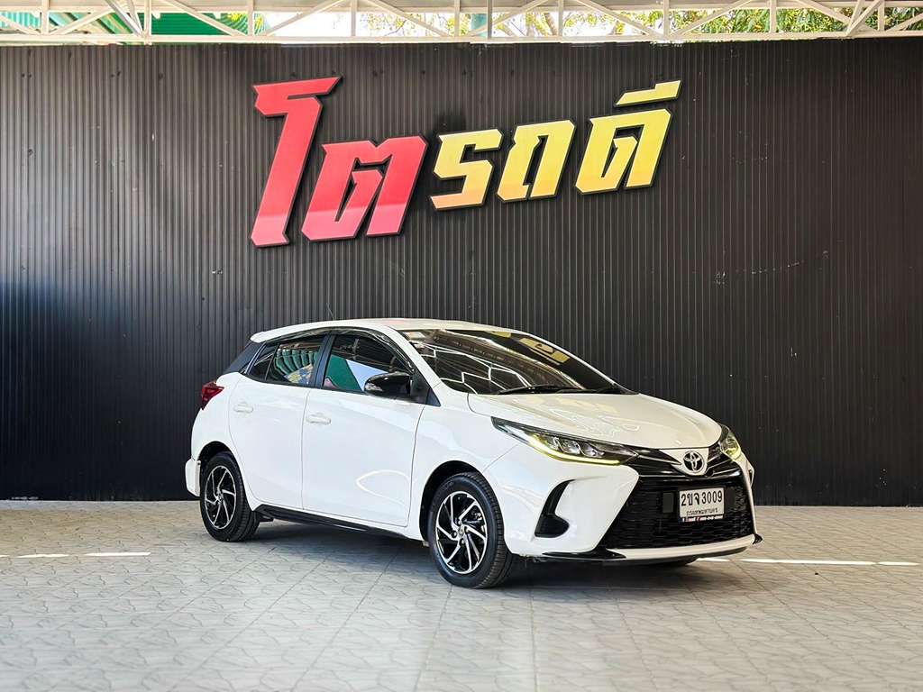 Toyota Yaris AT 1.2 2021 ขจ 3009