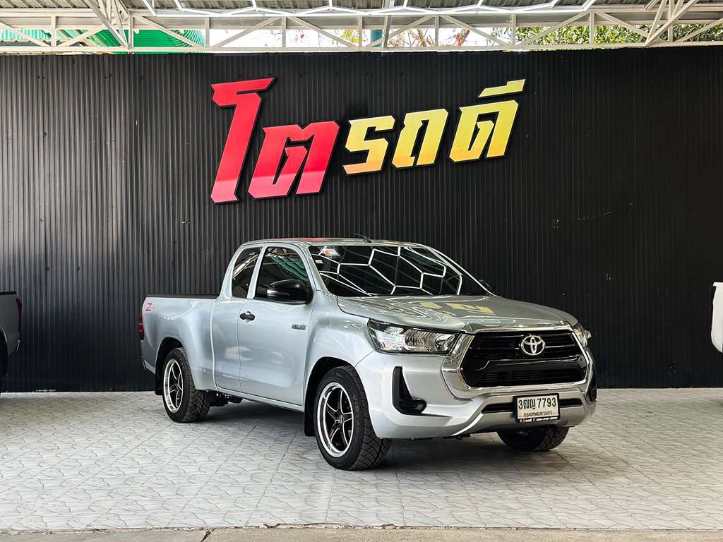 Toyota REVO CAB เตี้ย MT 2.4 Entry 2021  3ฒญ 7793