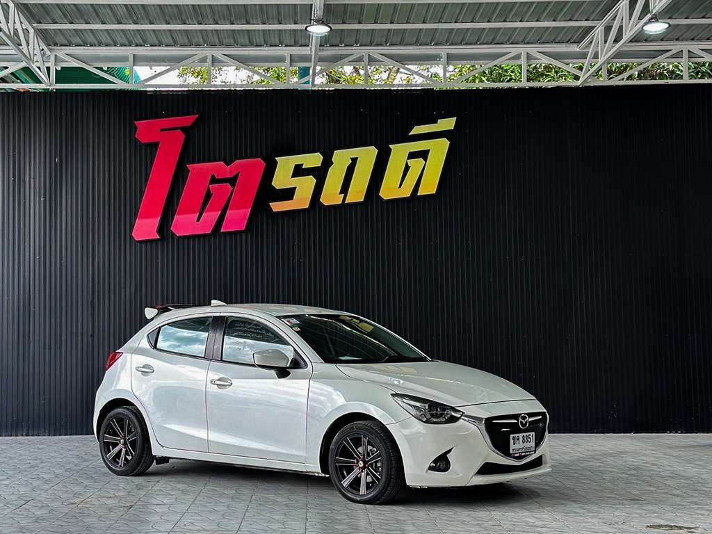 Mazda 2 1.5 XD SPORT HIGH 2015 ขค 8851 พระนครศรีอยุธยา