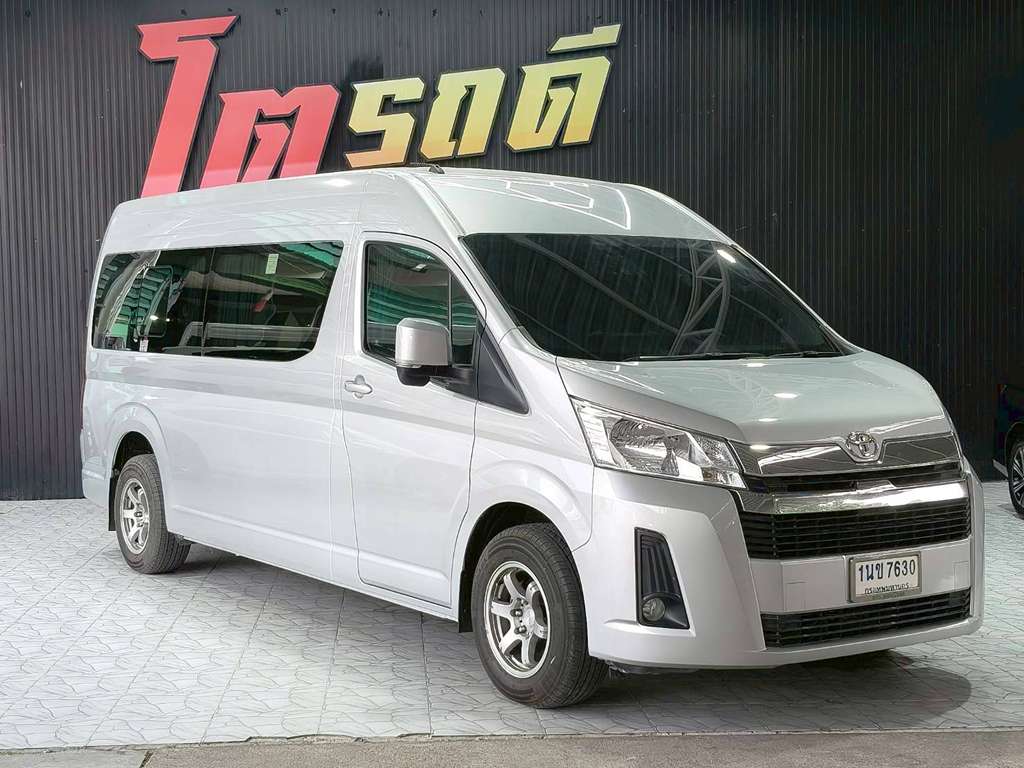 Toyota Commuter MT 2.8 2020 ระบบเกียร์ : เกียร์ธรรมดา ทะเบียนรถ : 1นข 7630