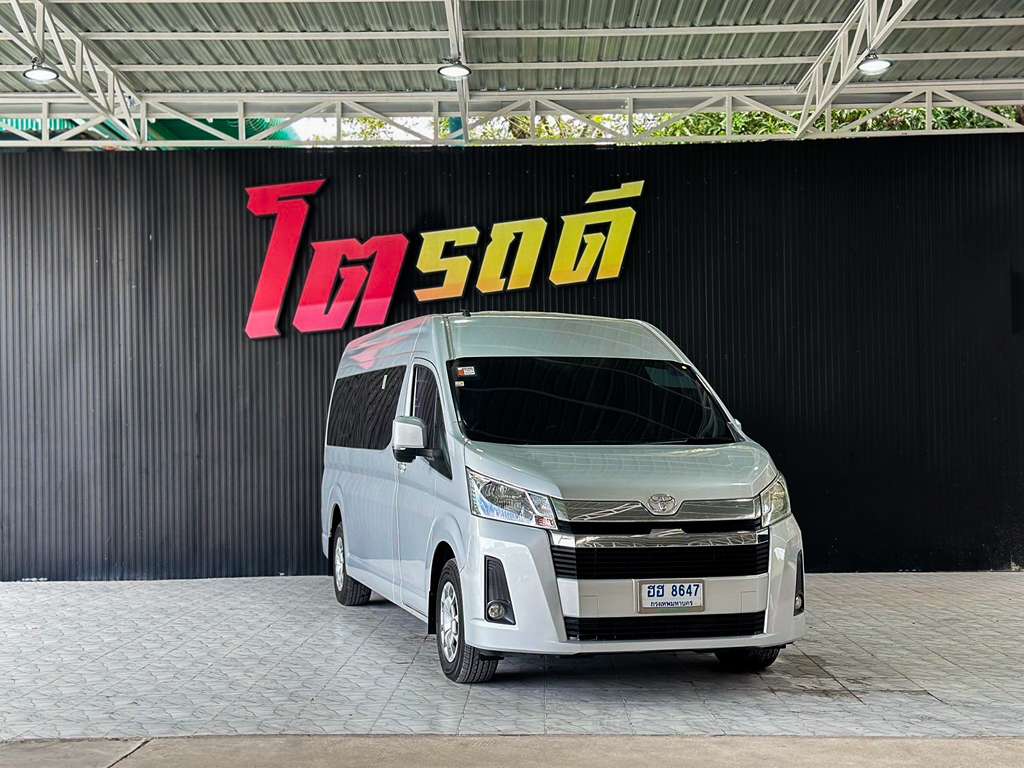 Toyota Commuter MT 2.8 2019  ฮฮ 8647