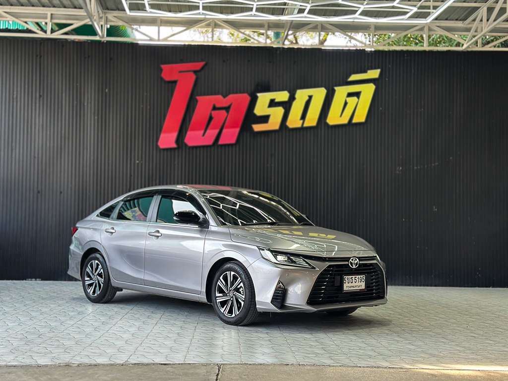 Toyota Yaris Ativ (AT) 1.2 Premium 2023  5ขธ 5195