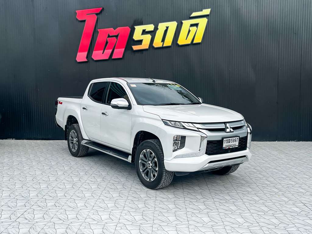 Mitsubishi Triton สี่ประตูสูง AT 2.5 GT 2021