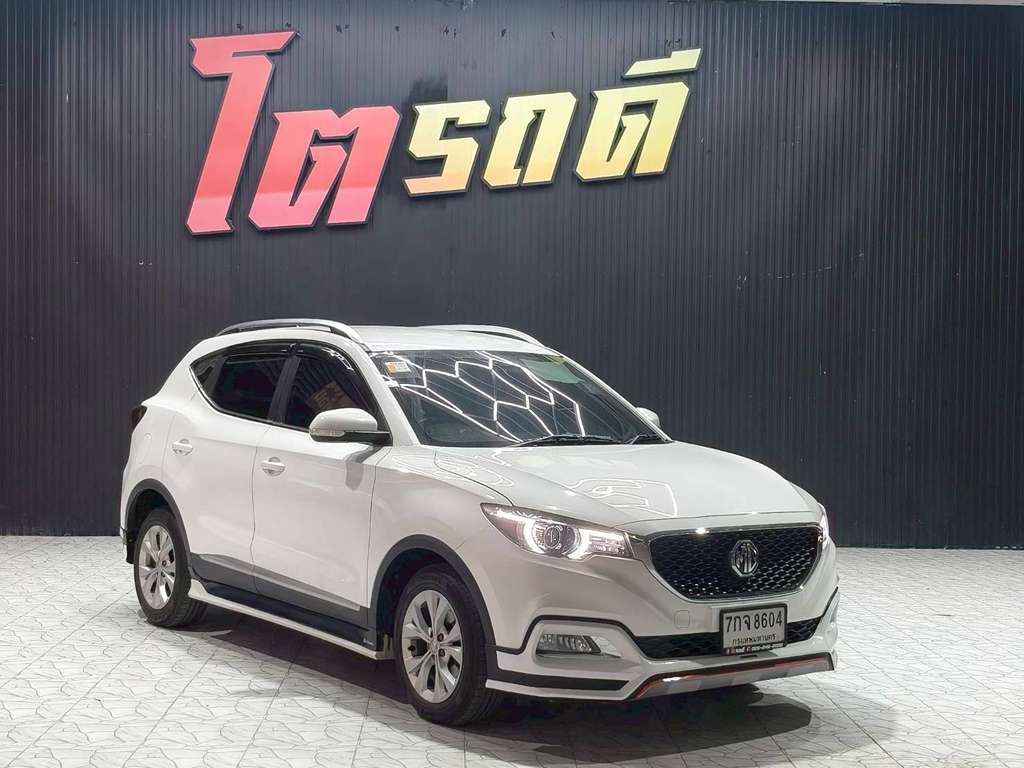MG MG ZS AT 1.5 D 2017 ระบบเกียร์ : เกียร์ออโต้ ทะเบียนรถ : 7กจ 8604