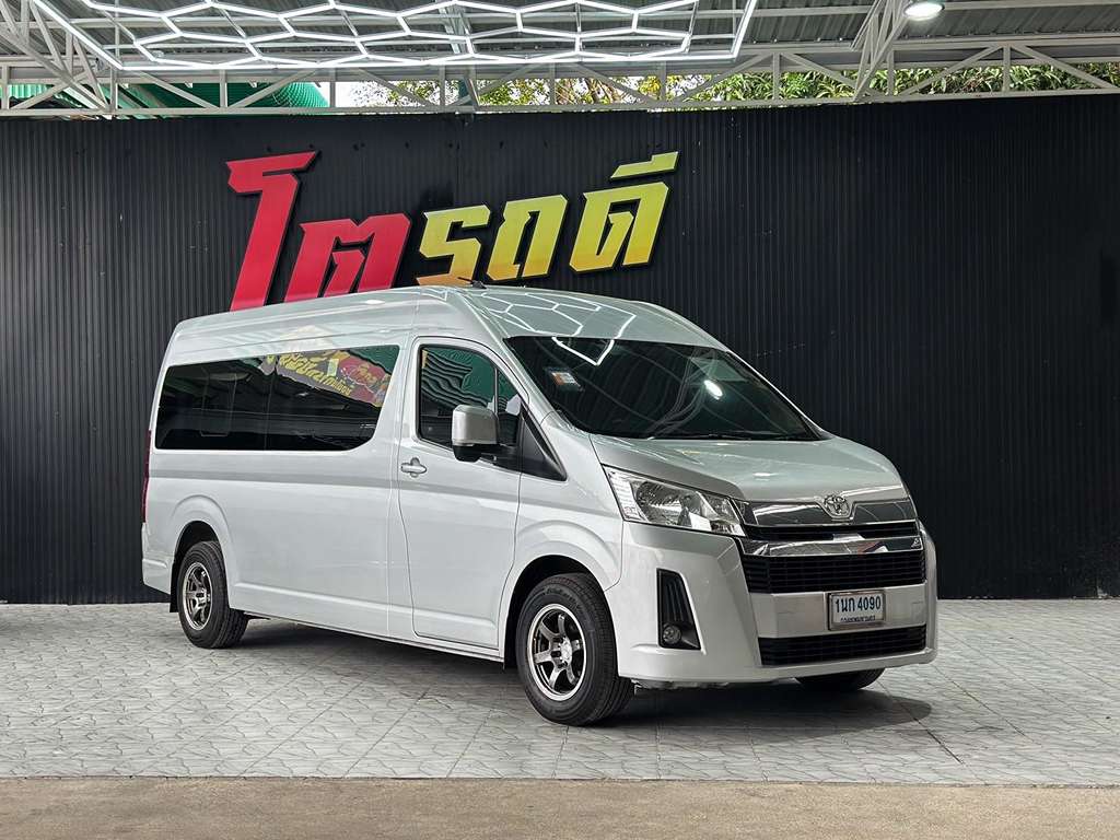 Toyota Commuter AT 2.8 2020 1นก 4090