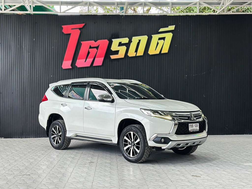Mitsubishi Pajero AT 2.4 GT Sport 2018  1ขธ 120