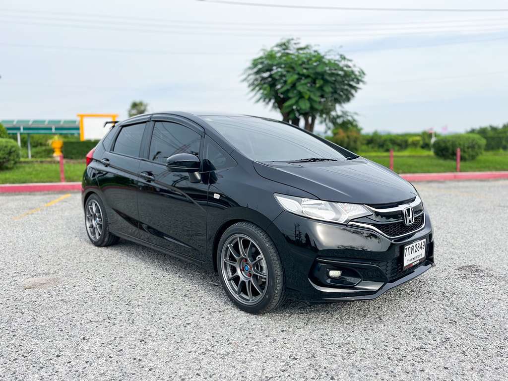 Honda Jazz GK AT 1.5 V 2018 7กด 2849
