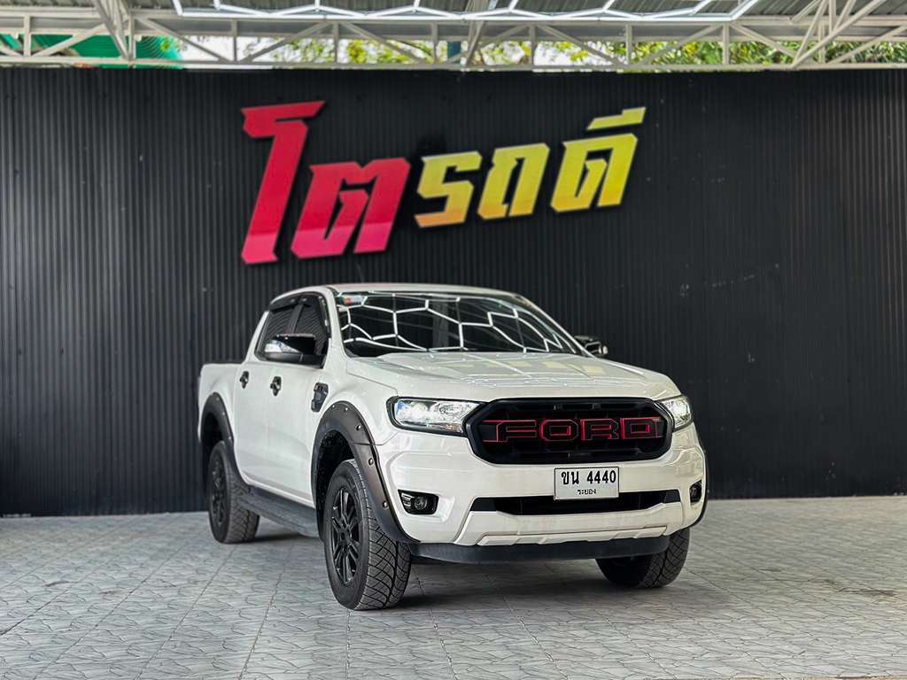 Ford Ranger สี่ประตูสูง AT 2.2 XLT 2020 ขน 4440